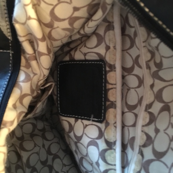 Coach purse :) - Picture 5 of 5